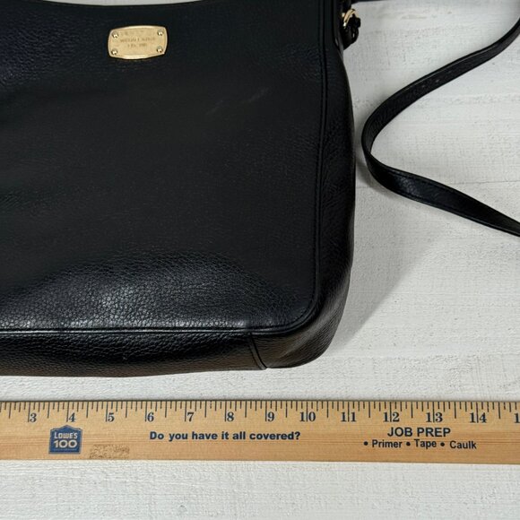 Michael Kors Jet Set Messenger Bag Black Leather Crossbody - Picture 12 of 13